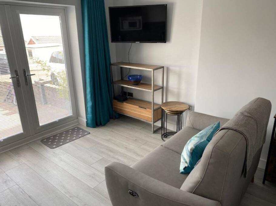Luxury Mumbles View Studio Apartment Swansea Eksteriør billede